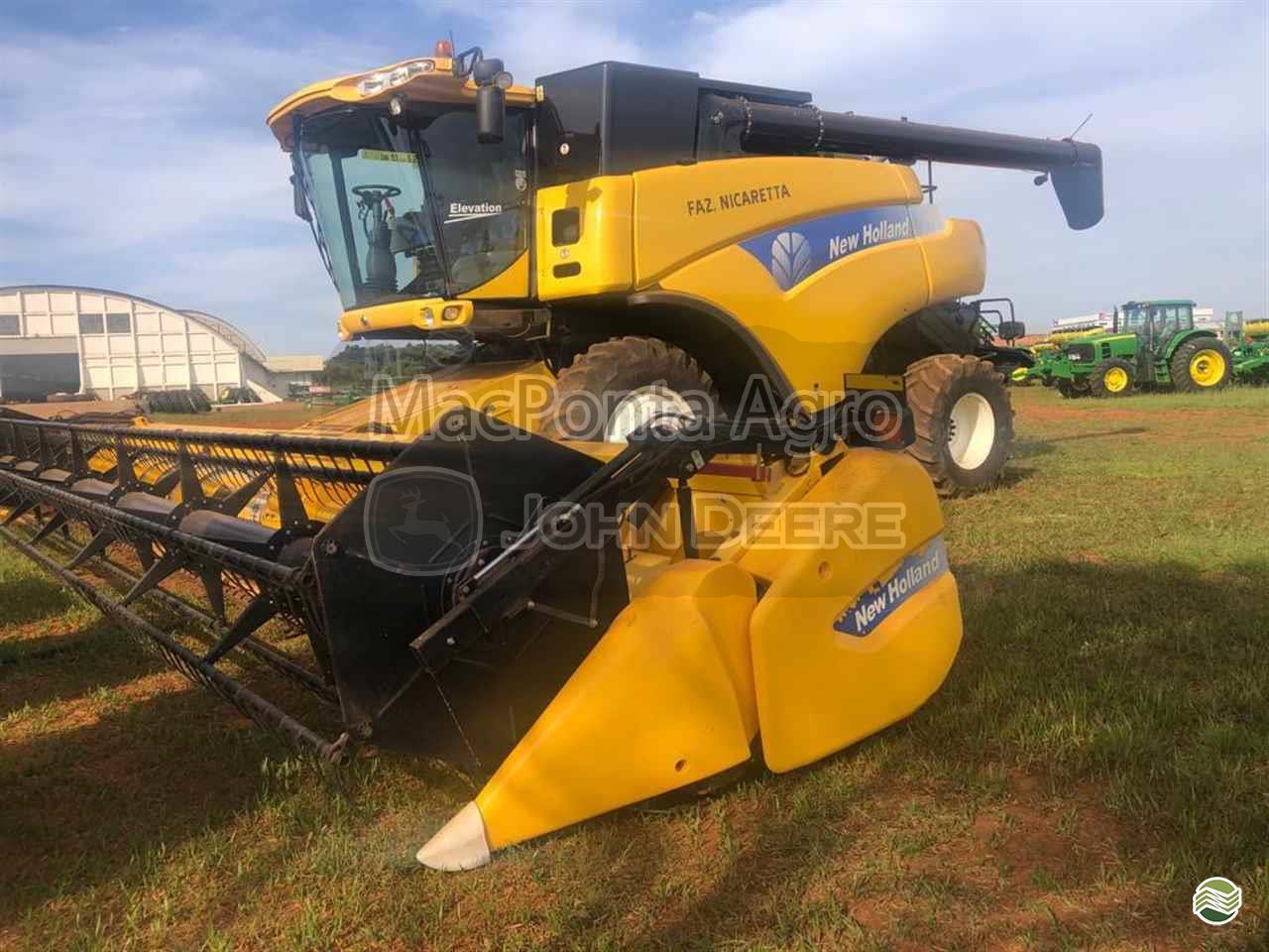 COLHEITADEIRA NEW HOLLAND CR 9060 MacPonta - John Deere PONTA GROSSA PARANÁ PR